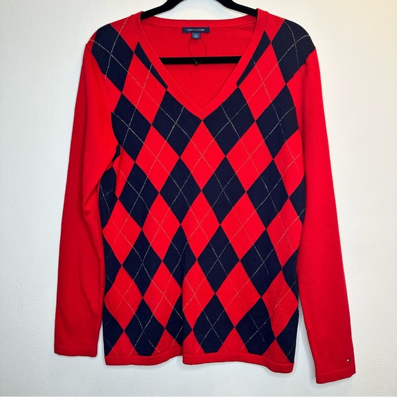 Tommy Hilfiger Sweaters - NWOT Tommy Hilfiger Women's Red Argyle V-Neck Sweater Size L